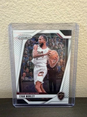 Evan Mobley 2024-25 Panini Prizm White Prizm /175 #148 Cleveland Cavaliers