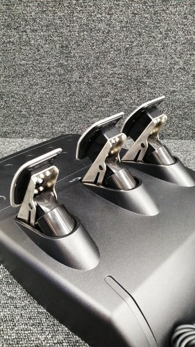 Logicool G923 Racing Steering Wheel Controller - Picture 12 of 18