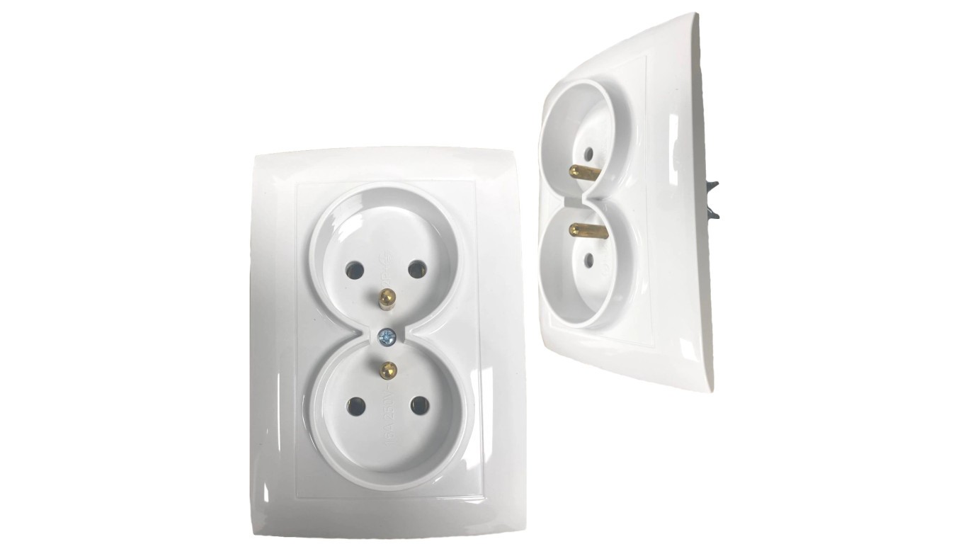 Double Socket Wall Socket with Z Ground Pin LC-16