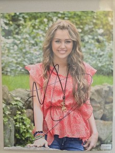 Miley Cyrus Autograph | eBay