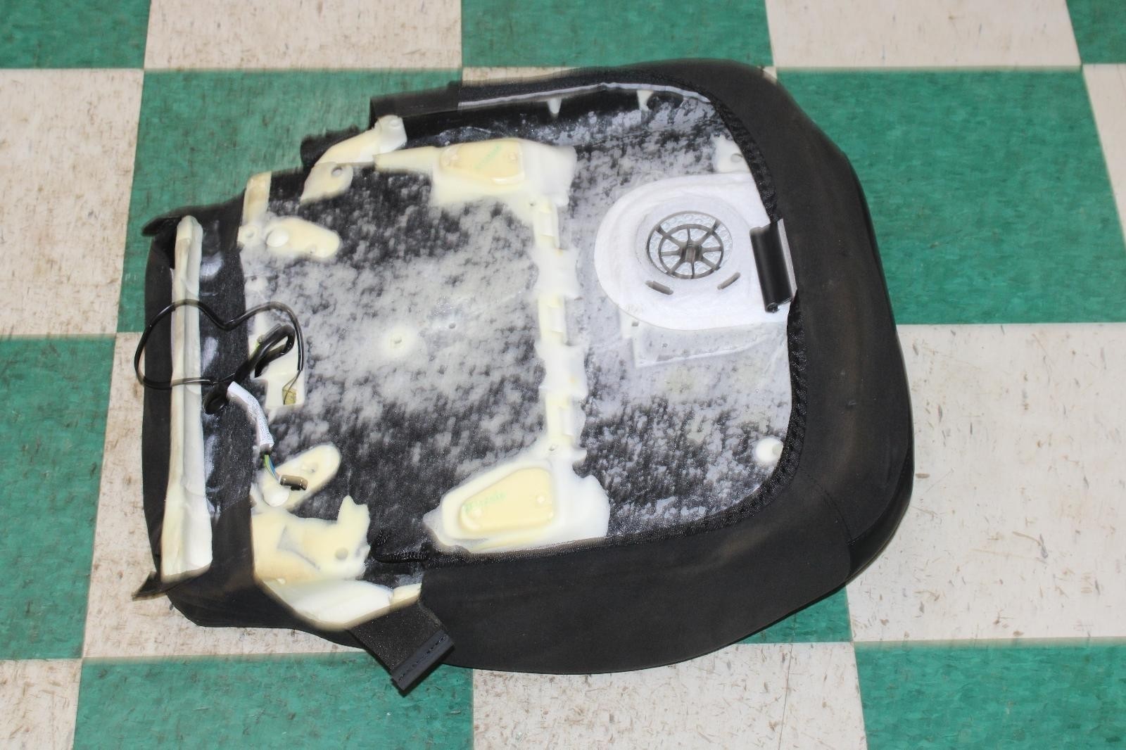 Maserati Quattroporte 2014-2021 Front Right Lower Seat cushion Black