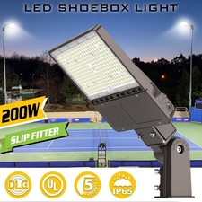 200 Watt LED Parking Lot Light Dusk To Dawn Shoebox Pole Fixture With Photocell