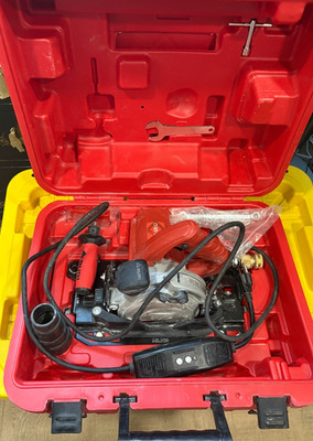 Rubi Professional TC-125 - Corded Handheld Wet Circular Tile Saw - W/Hard Case.