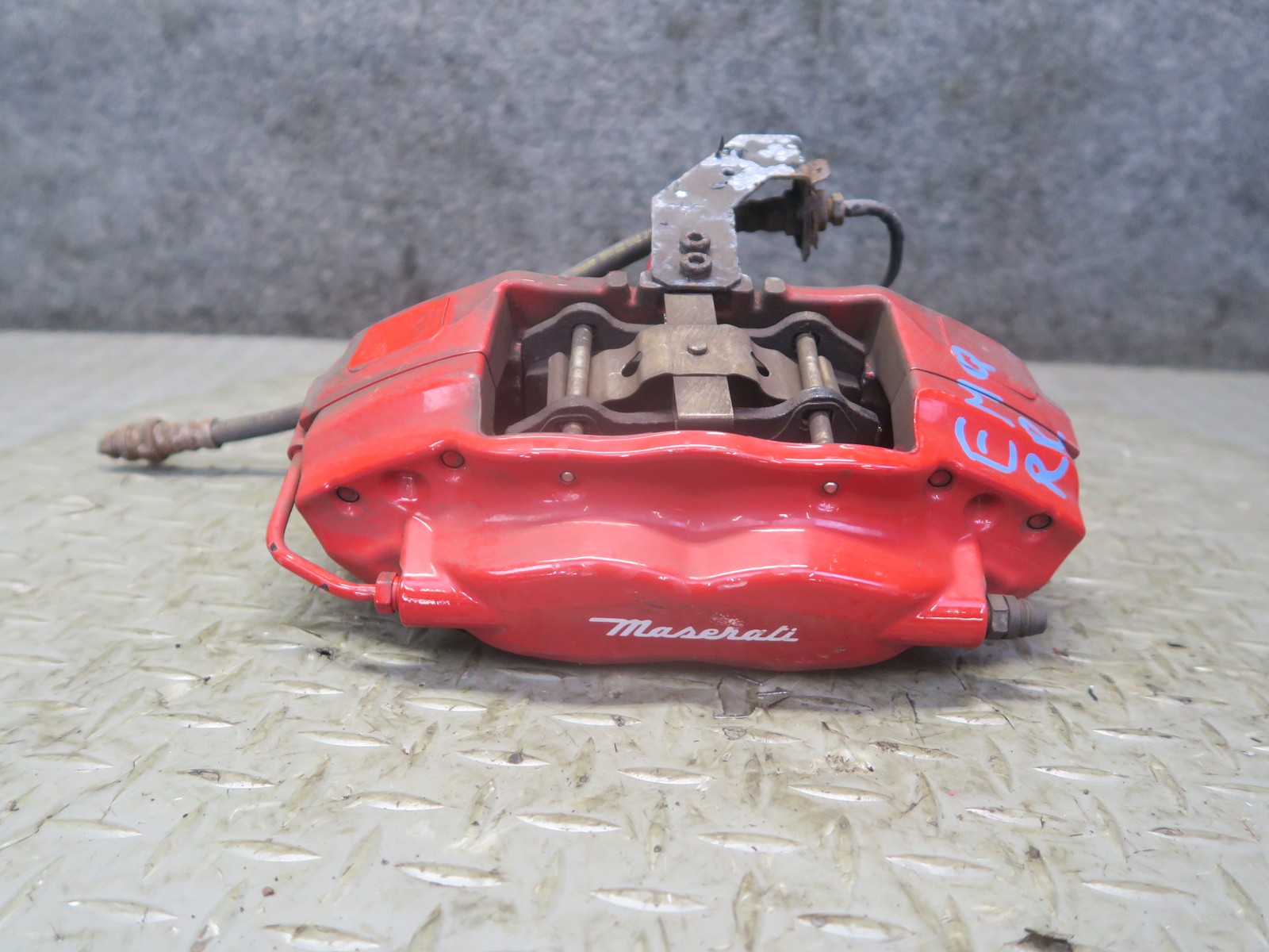 Maserati Quattroporte S Q4 2014-2021 Rear Right Brembo brake calipers with pads Set