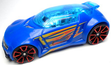 2017 HOT WHEELS HIGH VOLTAGE G8089 BLUE DIECAST 2 3/4" RACE CAR W/ YELLOW & RED