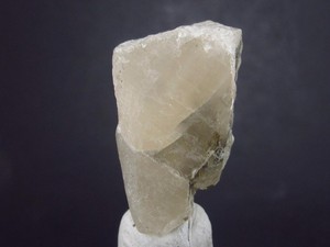 weight 1.00 carat~ w// Healing Property Card. ONE Phenakite Crystal from Brazil