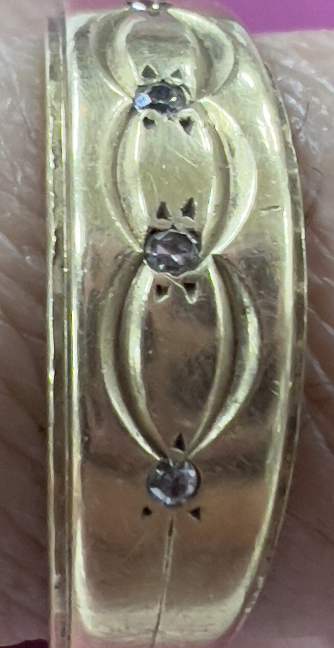 14k SOLID GOLD RING W/ 4 TINY DIAMOND 4.9g SIZE 10 - image 6