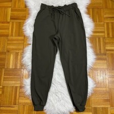 LULULEMON Woman Joggers green track pants size 8