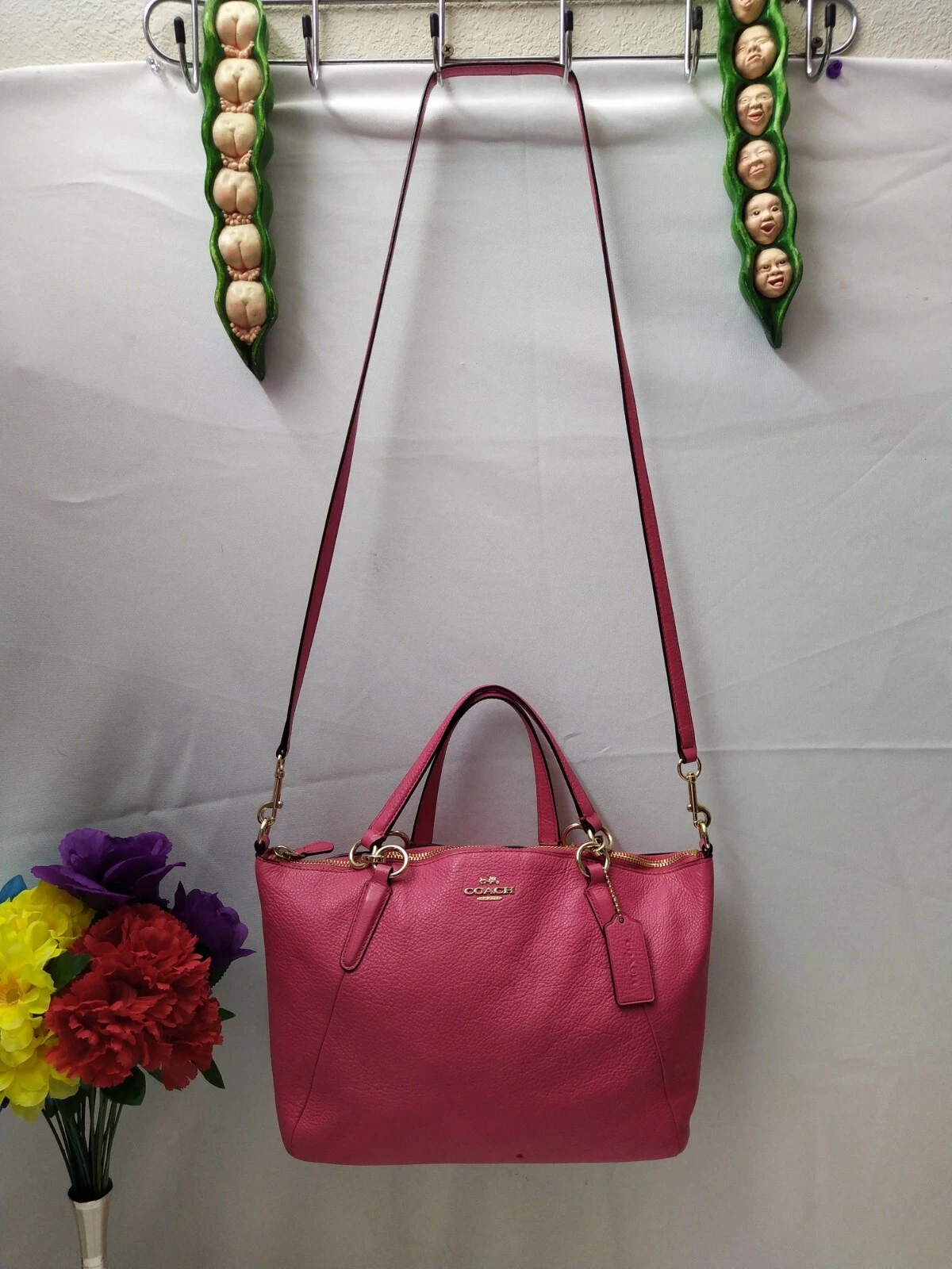 Borsa a tracolla Coach in pelle rosa rossastro media con cerniera