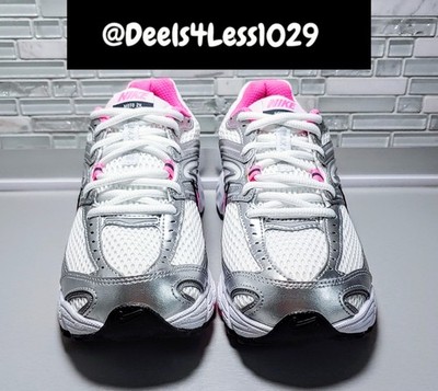 Nike Air Max Moto 2K Womens Size 8 White Pink Spell Metallic Silver HQ2056-101