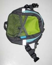 Munchkin Brica By-My-Side Safety Harness Backpack Adjustable Chest Clip