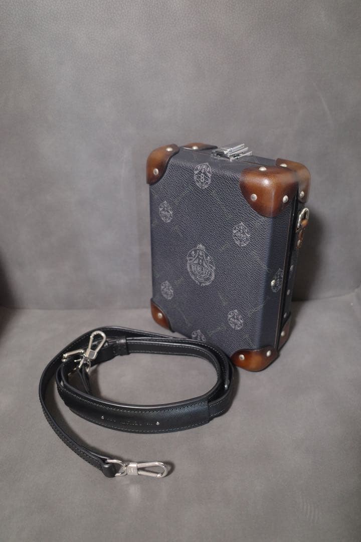 Berluti Messenger Mini Globetrotter Collaboration Venice Leather image 2