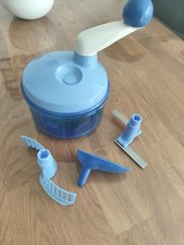 Tupperware Quick Chef Zerkleinerer-Rührgerät-Gemüseschneider Küchenmaschine Blau