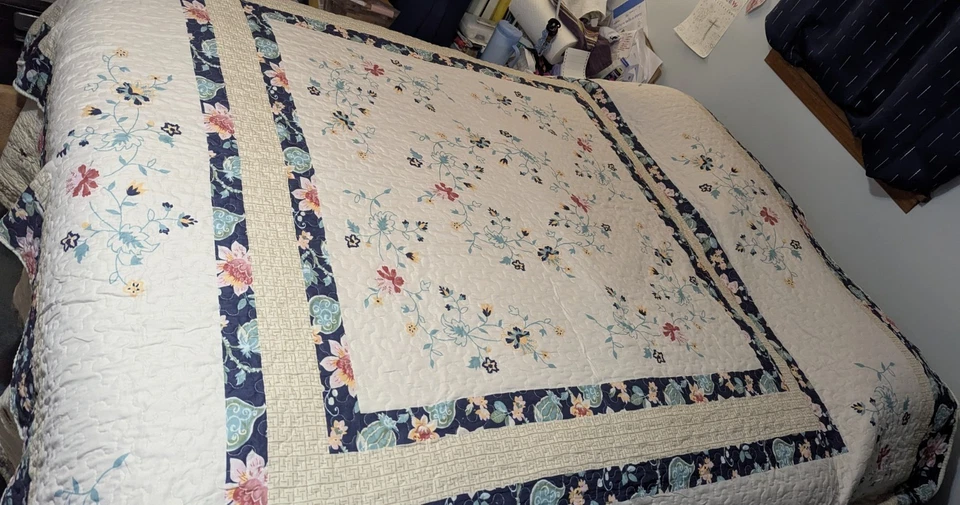Collections Etc. "Felicity" Quilt Coverlet Multi Color Floral Winston Brands Inc - Image 4 of 4