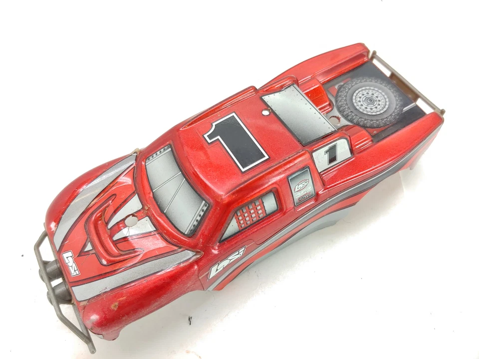 *ULTRA RARE* Losi Micro DT Factory body- fits longer chassis on 1/36 Micro-T Red - Image 3 of 4