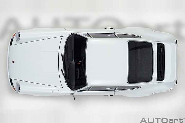 1/18 Porsche 911 Carrera 2.7 RS Grand Prix White Model Car By