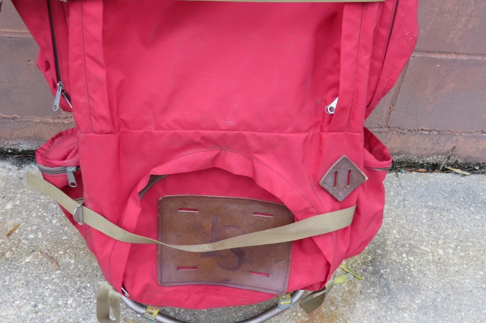 Mochila de Colección Jansport Marco Externo Senderismo Camping Alas de Cadera Roja Hecha en EE. UU. Foto 2 de 4