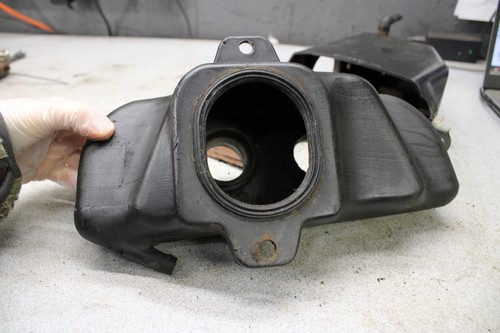 1975 Honda CB550K AIRBOX AIR INTAKE FILTER BOX G9-1896.OZ - Picture 7 of 11