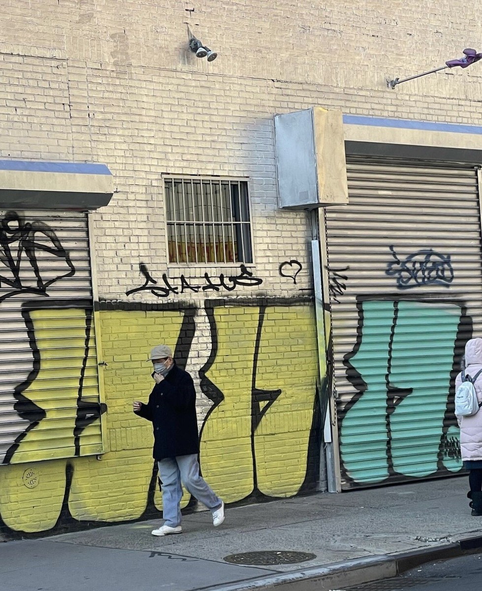 MISS 17 PMS nyc QUEEN Urban Legend graffiti art spray paint Barry