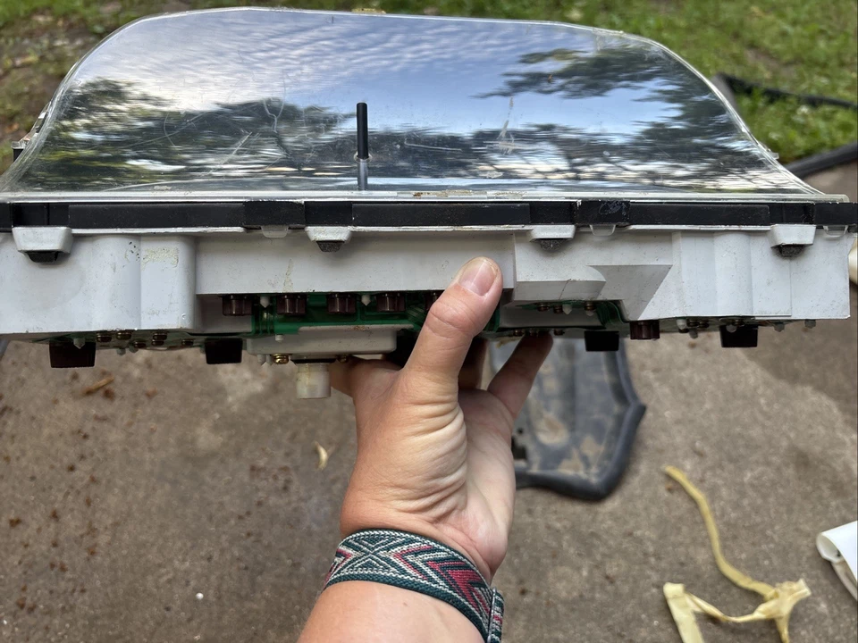 1991-94 Mercury Capri XR2 Turbo Guage Cluster (COM TURBO GUAGE) RL0220 - Imagem 4 de 4