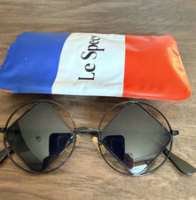 Le Specs Sunglasses Womens Black Geometric Oversized Tinted Lenses Case