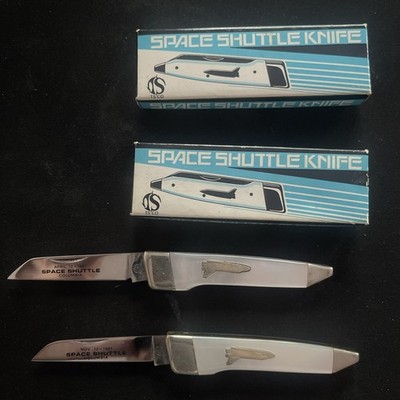 2 VINTAGE PARKER CUT CO SPACE SHUTTLE COLUMBIA POCKET KNIFE IN ORIGINAL BOX NOS.