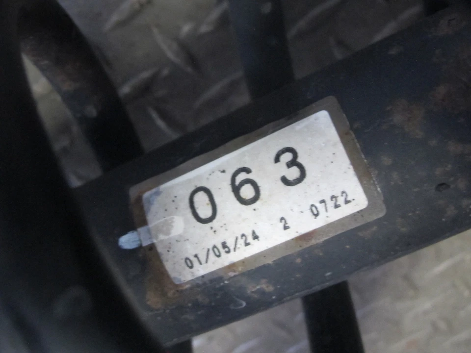 98-05 LEXUS GS430 GS300 SET OF 2 REAR LEFT & RIGHT STRUT SHOCK ABSORBER 83K OEM - Image 3 of 4