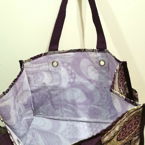 Thirty One Organizing Utility tote 31 gift Shoulder Bag in Patchwork Paisley - Picture 4 of 4