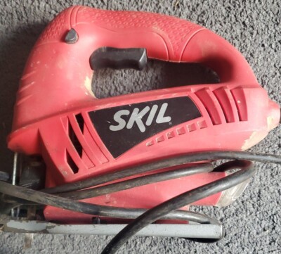 Skil 4290 Variable Speed Corded Electric 4.5 amp Jigsaw Jig Saw - Red PreOwned 