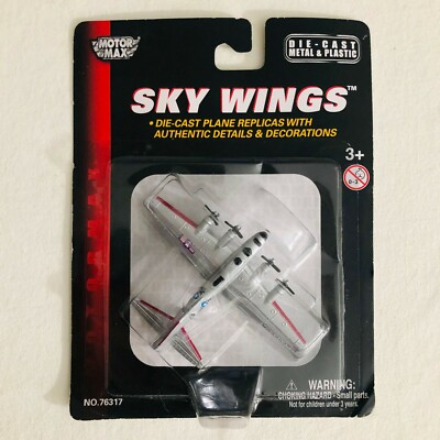 2007 MOTOR MAX Sky Wings B-17 Bomber Airplane Die-Cast