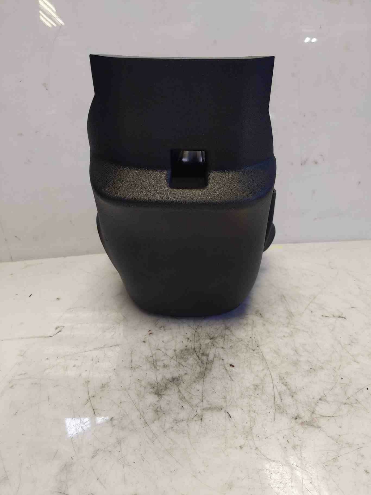 2011 14 Nissan Juke Steering Column Housing Clam Shell Black OEM