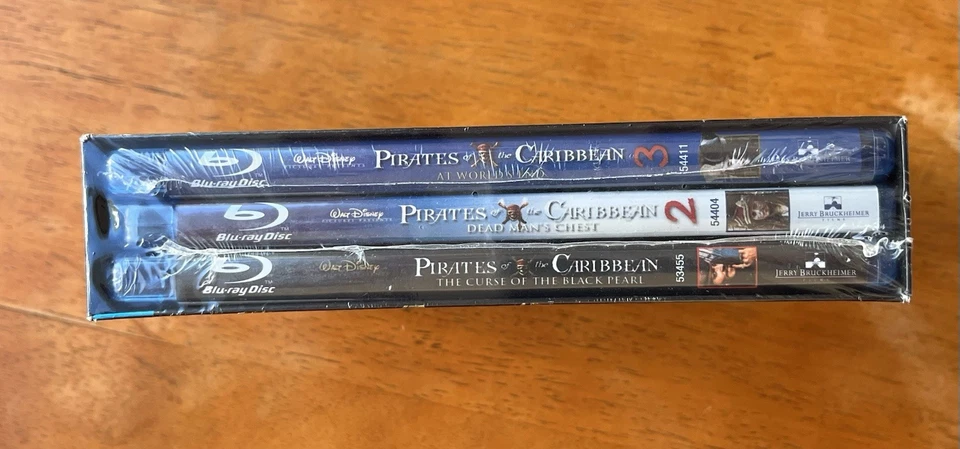 Pirates of the Caribbean Trilogy BRAND NEW -Sealed- (Blu-ray 2008, 3 Movie Set) Foto 3 de 4
