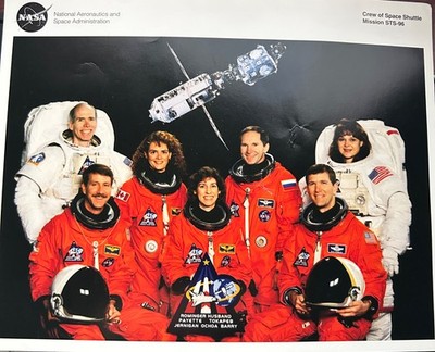 SPACE SHUTTLE ATLANTIS STS-96 CREW NASA PHOTO 8x10