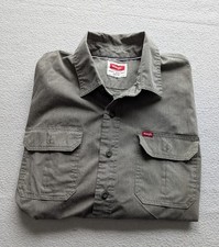 Wrangler Olive Green Button Down Size Men s L Long Sleeve Shirt
