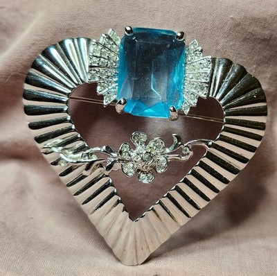 Alana Stewart Vintage Aqua Blue Glass & Crystal Stone Statement Heart Brooch Pin