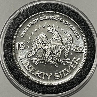 1982 Liberty Silver Eagle Collector Coin 1 Troy Oz .999 Fine