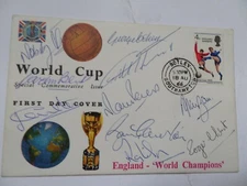 ENGLAND 1966 WORLD CUP WINNERS, AUTOGRAPHED FIRST DAY COVER SIGNED BY 10.
