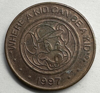 1997 COPPER CHUCK E CHEESE TOKEN collectible Pizza Time Theatre