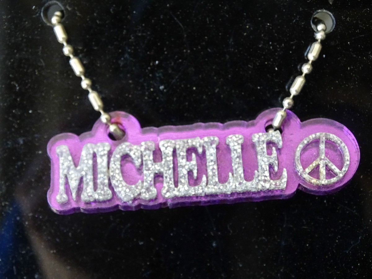 Personalized Name Necklace Custom Name Plate Acrylic Mirror  display picture 3