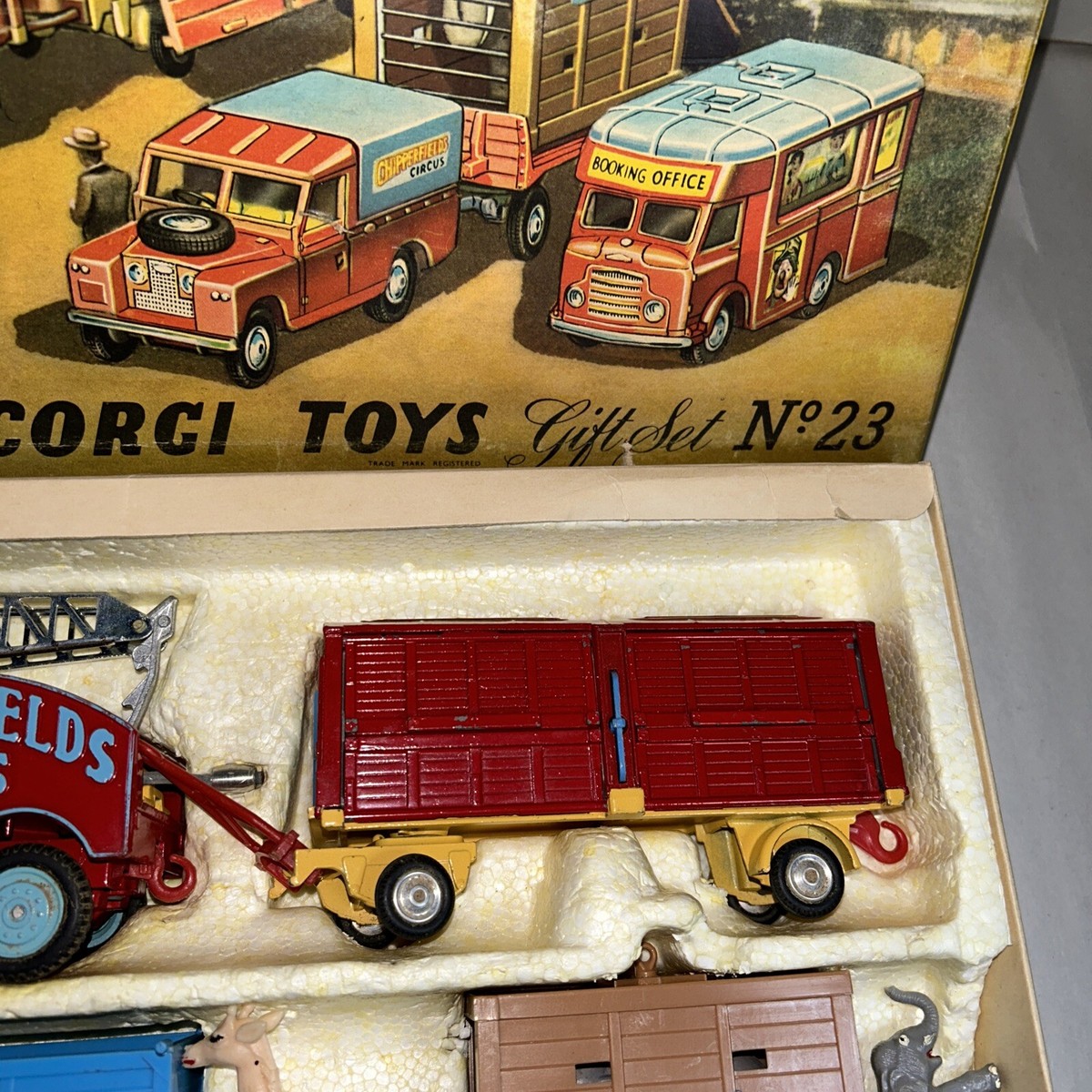 Vintage Corgi Toys Chipperfields Circus Models Gift Set No Vintage Corgi Toys Chipperfields Circus Models Gift Set No