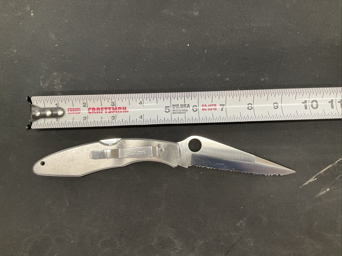 Spyderco (GIN-1) Stainless Steel Police Folding Serrated Knife 