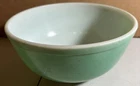 VINTAGE PYREX MCM GREEN 9 INCH BOWL