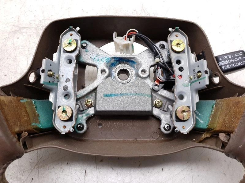 Volante Toyota Avalon LB42 95 96 97 98 Foto 3 de 4