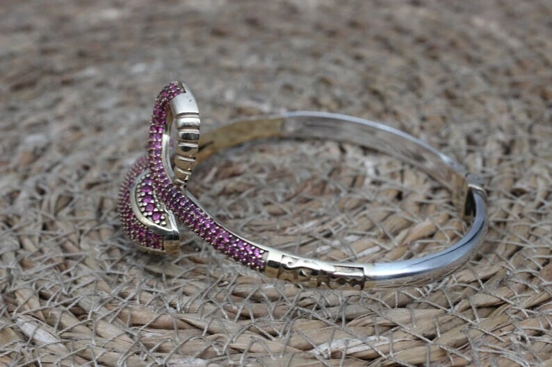 Elegant Snake Shape With 3.52 CT Round Cut Pink Ruby 935 Silver Bangle Bracelet - Image 3 of 4