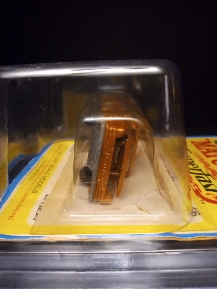 Matchbox Superfast #46 Mercedes 300SE 1969 In Blister Pack / 5 spoke - Image 3 of 4