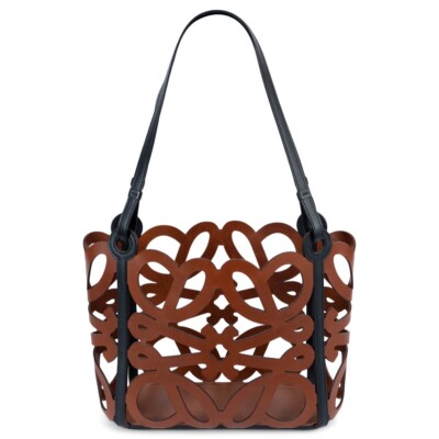 【LOEWE】 カラバリあり♪ Anagram cut-out Bag Loewe Anagram Cutout East-West Tote Bag | Neiman Marcus