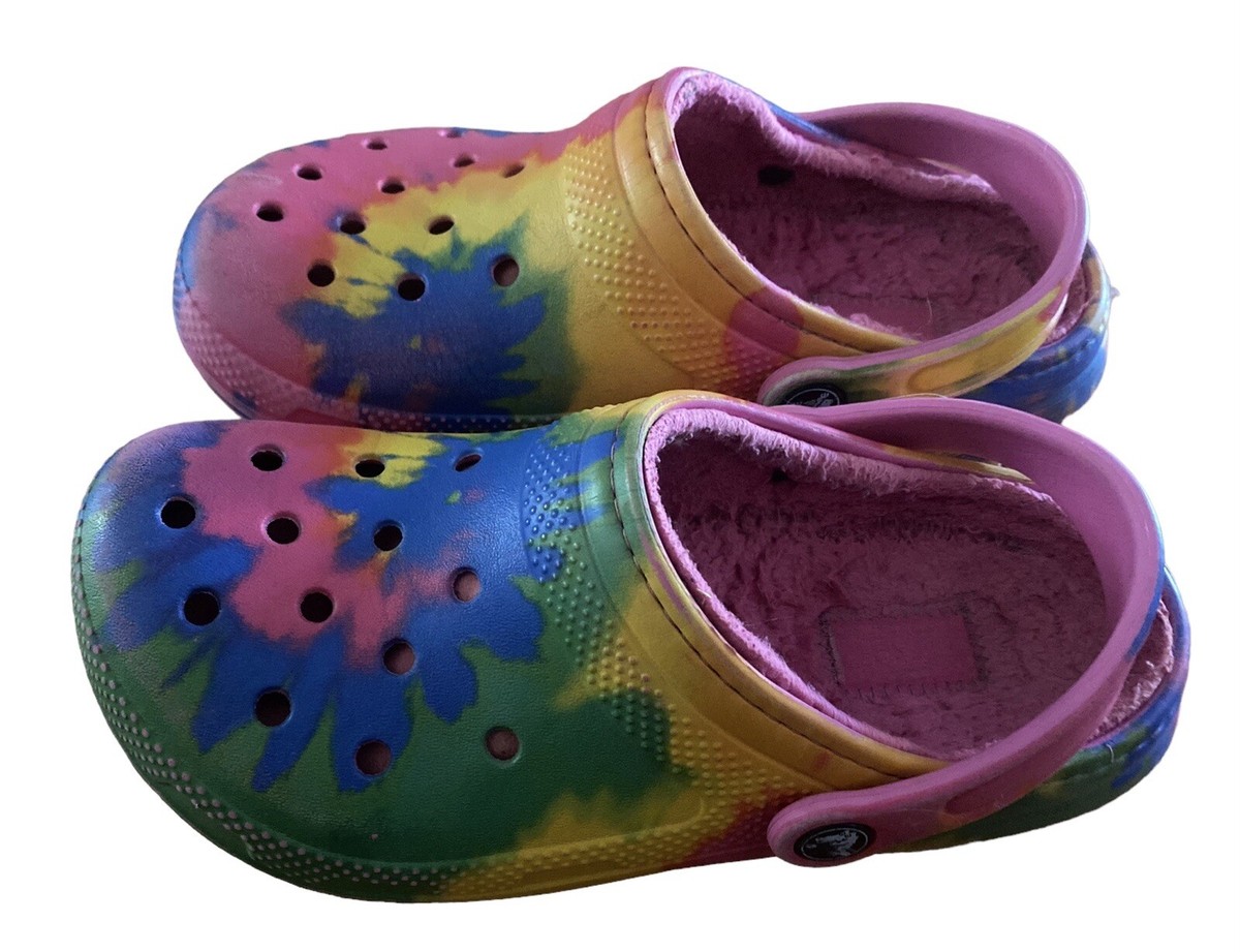 Crocs Classic Tie Dye Clog Pink Fleece Lined Shoes Fuzzy Women’s Size M