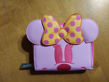 Cartera Disney Loungefly Minnie Mouse Rosa Pastel Fantasma Brilla en la Oscuridad con Cremallera