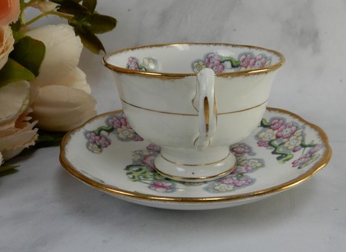 Tazza e piattino Royal Albert Bone China " May Blossom " - Foto 2 di 10