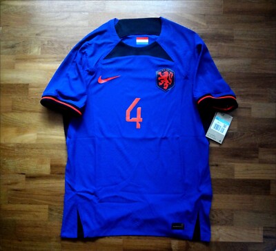 サッカー様 away ヴィルツ M サッカー様 away ヴィルツ M - メルカリ